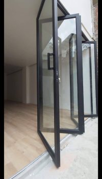 Mampara europea plegable